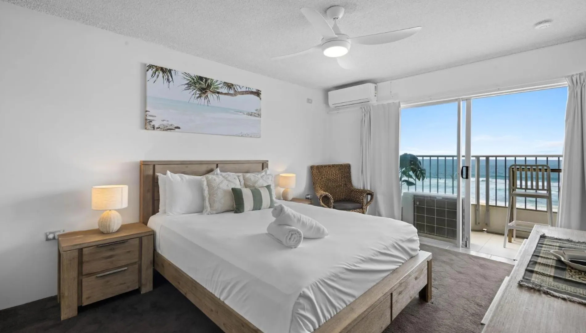 Absolute Beachfront Apartment In Paradise Gold Coast Austrália